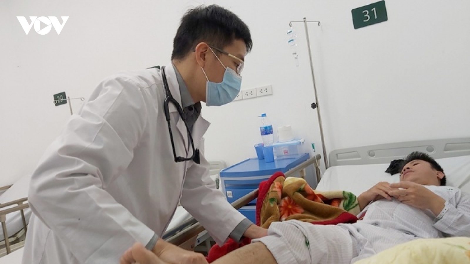 Ngồi liên tục quá 8 tiếng làm tăng nguy cơ đột quỵ