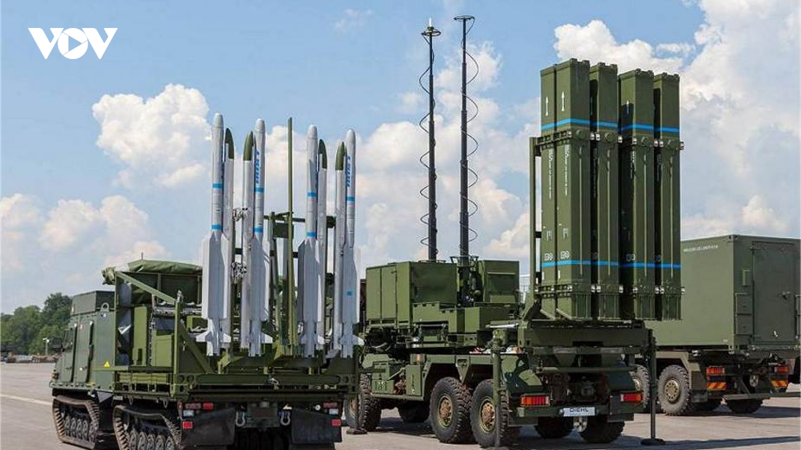 Cung cấp vũ khí tiên tiến cho Ukraine: Mỹ, Đức đang “đổ thêm dầu vào lửa”