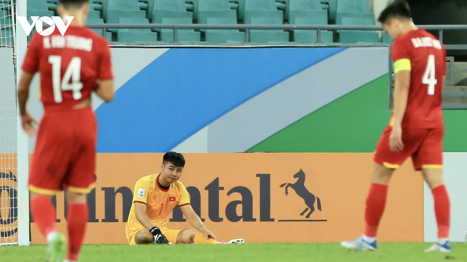 Thủ môn Văn Toản bị trật khớp ngón tay, chia tay VCK U23 châu Á 2022?