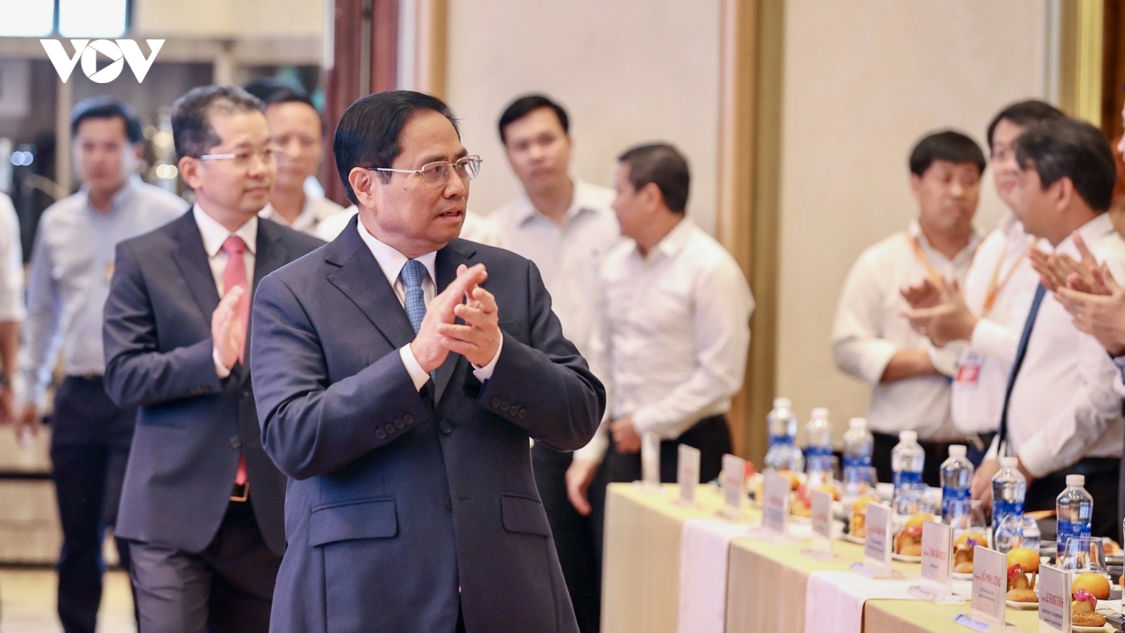 Thủ tướng: Nhà đầu tư hãy vào Việt Nam, chúng ta cùng nhau chiến thắng
