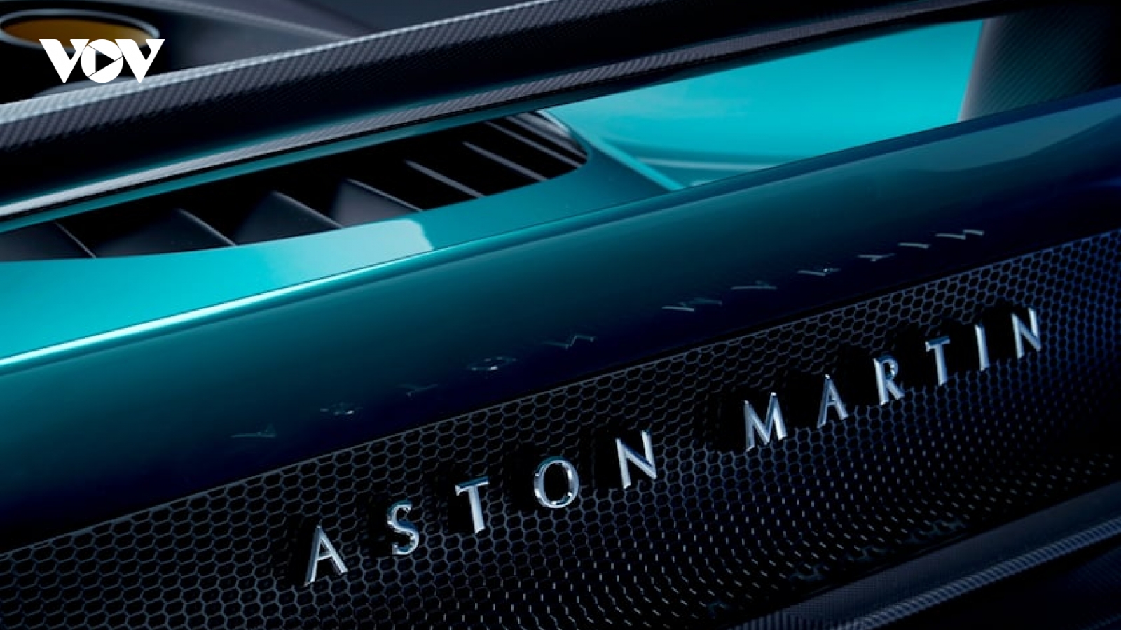 Aston Martin thoát khỏi cảnh nợ nần nhờ khoản đầu tư 744 triệu USD