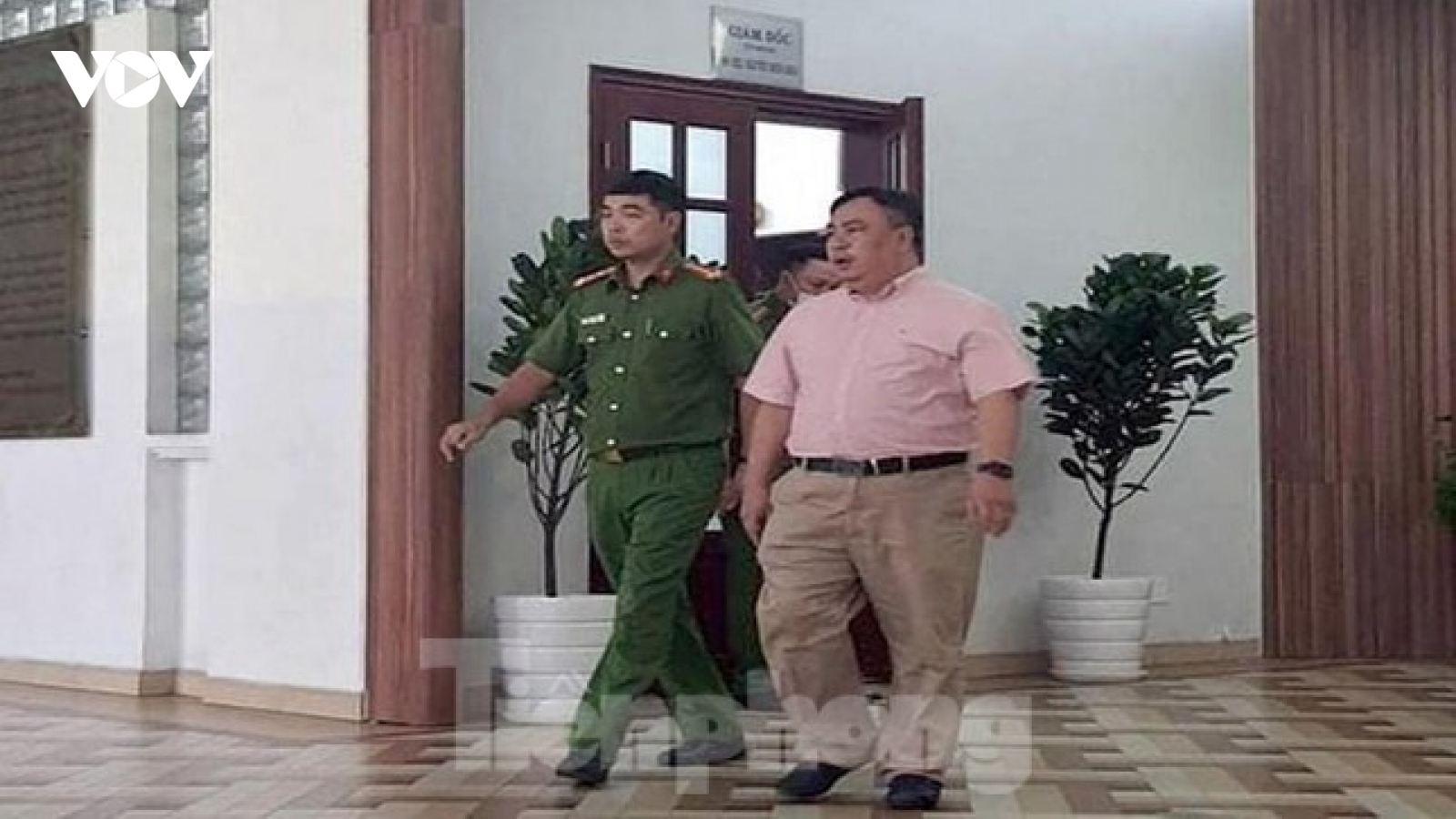 Cựu Giám đốc Bệnh viện Mắt TP.HCM và đồng phạm gây thiệt hại hơn 14 tỉ đồng