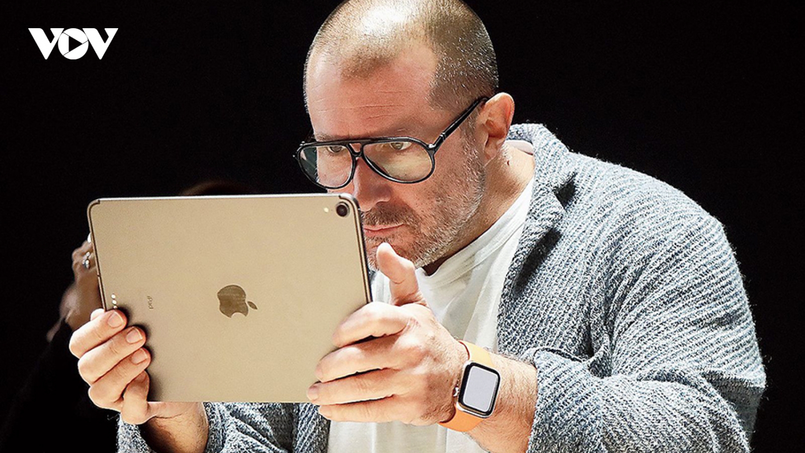 Jony Ive và Apple chính thức “đường ai nấy đi”
