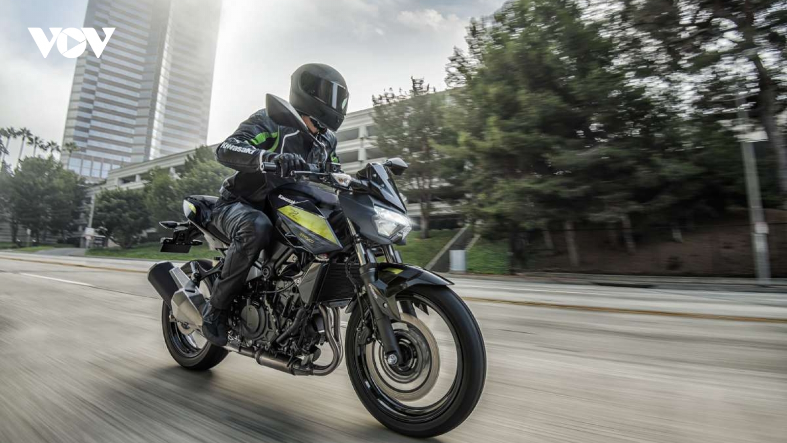 Kawasaki Ninja 250, Ninja 250 ABS, Z250 ABS ra mắt tại Malaysia 