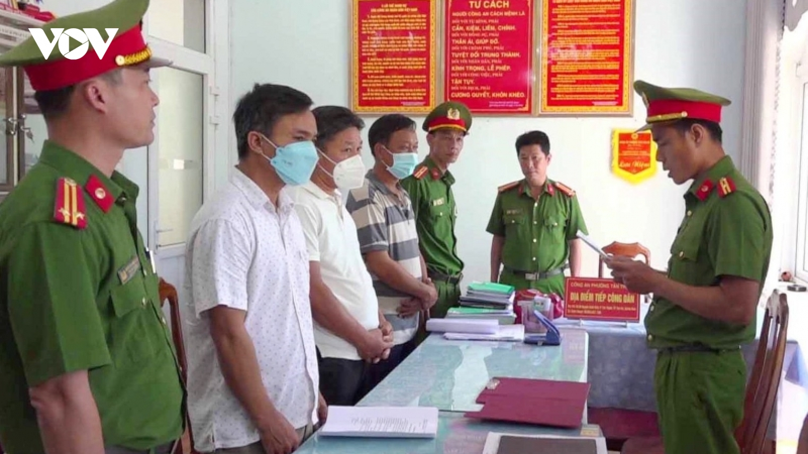 Bắt 3 đối tượng vi phạm quy định về đầu tư công trình xây dựng