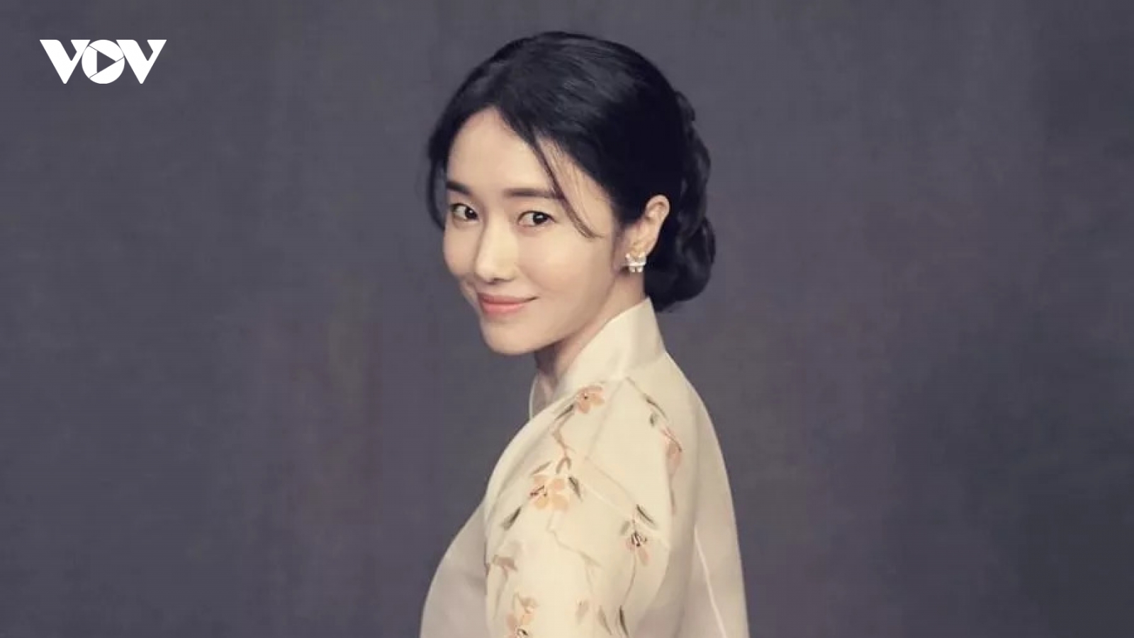 Lee Jung-hyun nhận phim mới sau 2 tháng sinh con