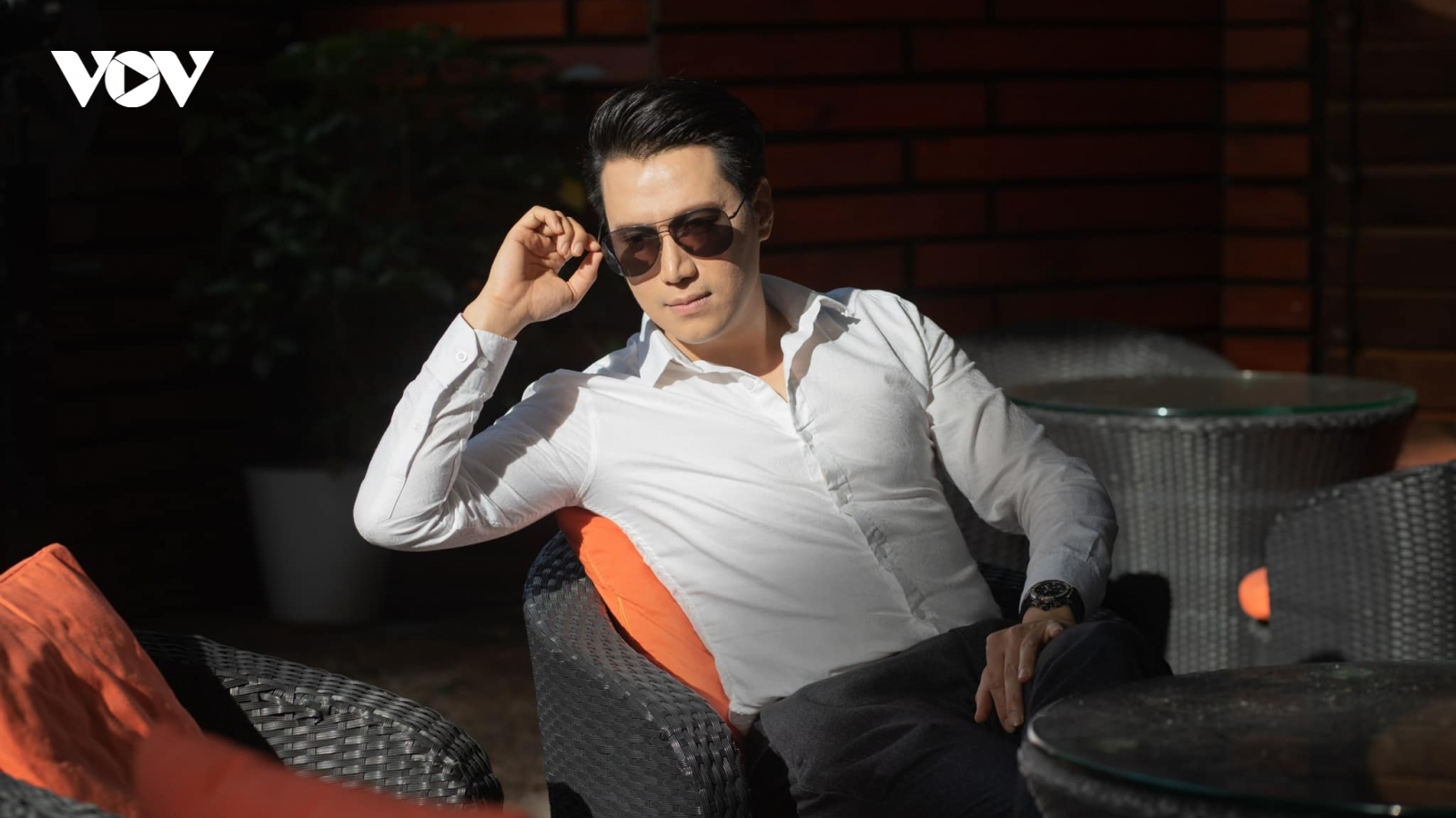 Chuyện showbiz: Diễn viên Việt Anh thừa nhận đang yêu nhưng không kết hôn lần 3