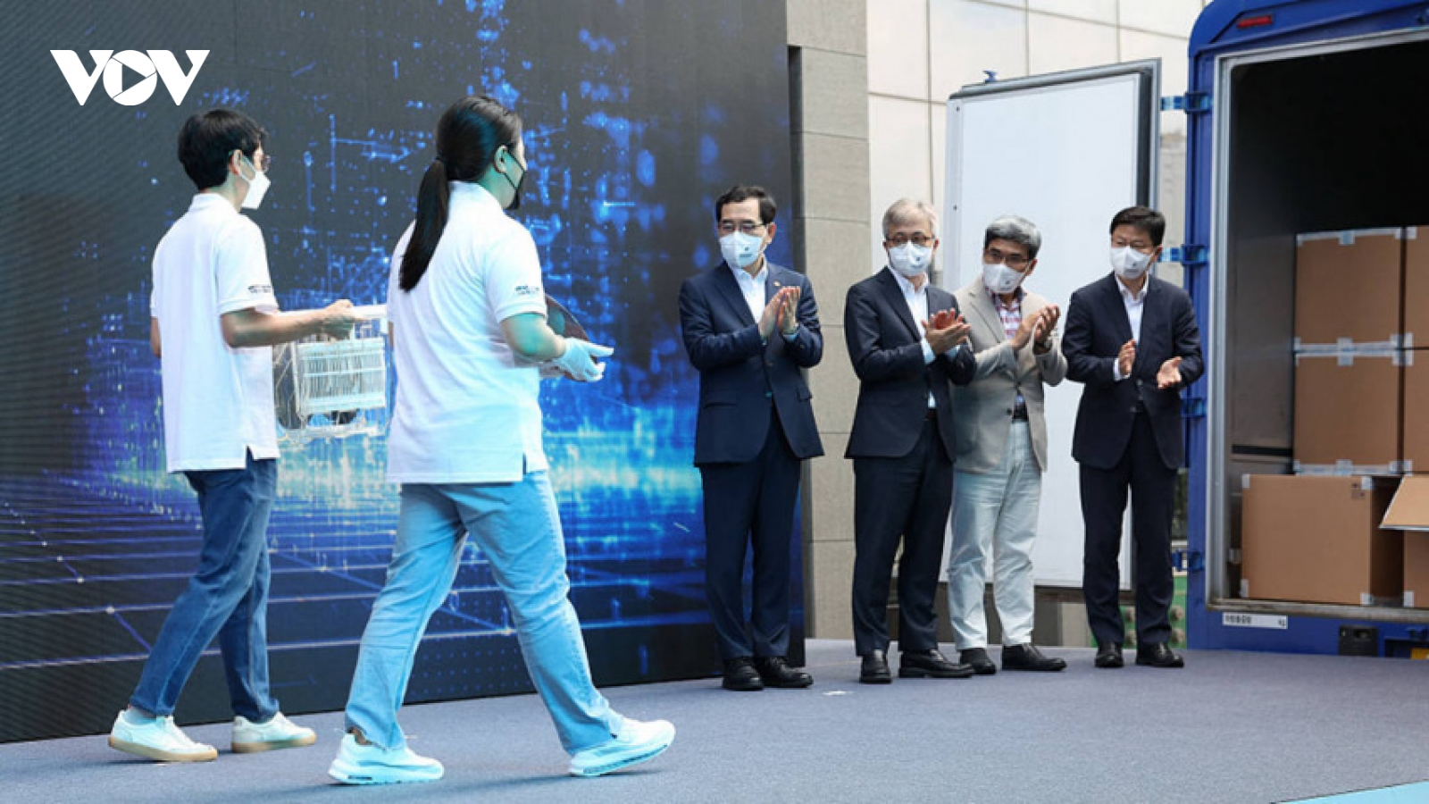 Samsung bắt đầu xuất xưởng chip 3nm đầu tiên trên thế giới
