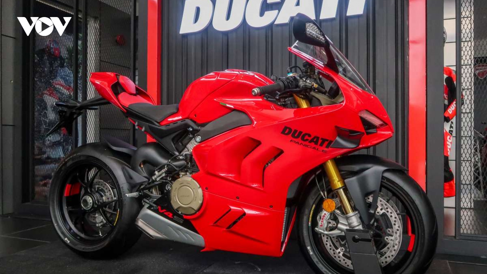 Khám phá Ducati Panigale V4 2023 bản nâng cấp