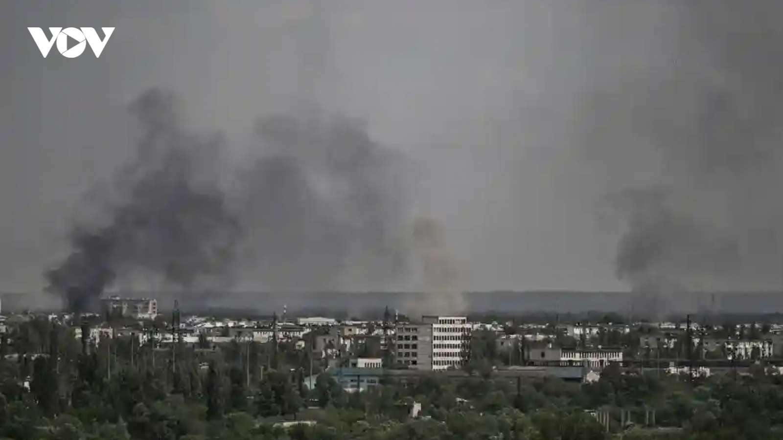 Kiểm soát thành trì Lysychansk - bước tiến quan trọng của Nga ở Donbass