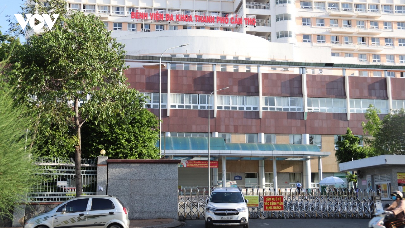 Một số bệnh viện ở Cần Thơ thiếu thuốc