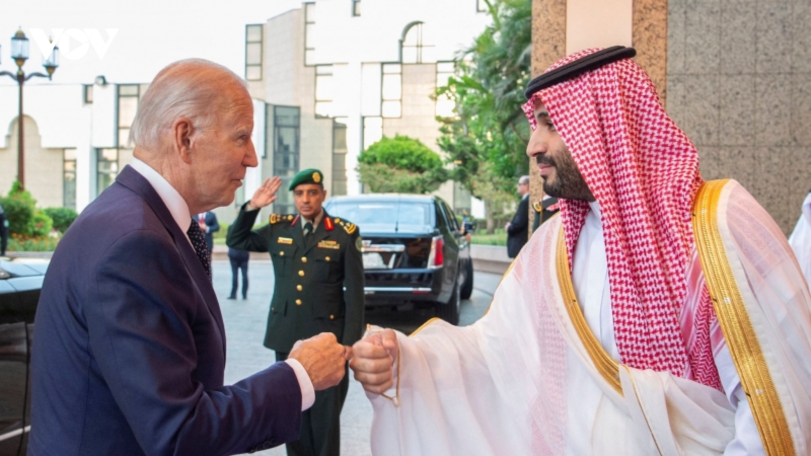 Tổng thống Mỹ thăm Saudi Arabia: Sự trở lại của “chính sách thực dụng”