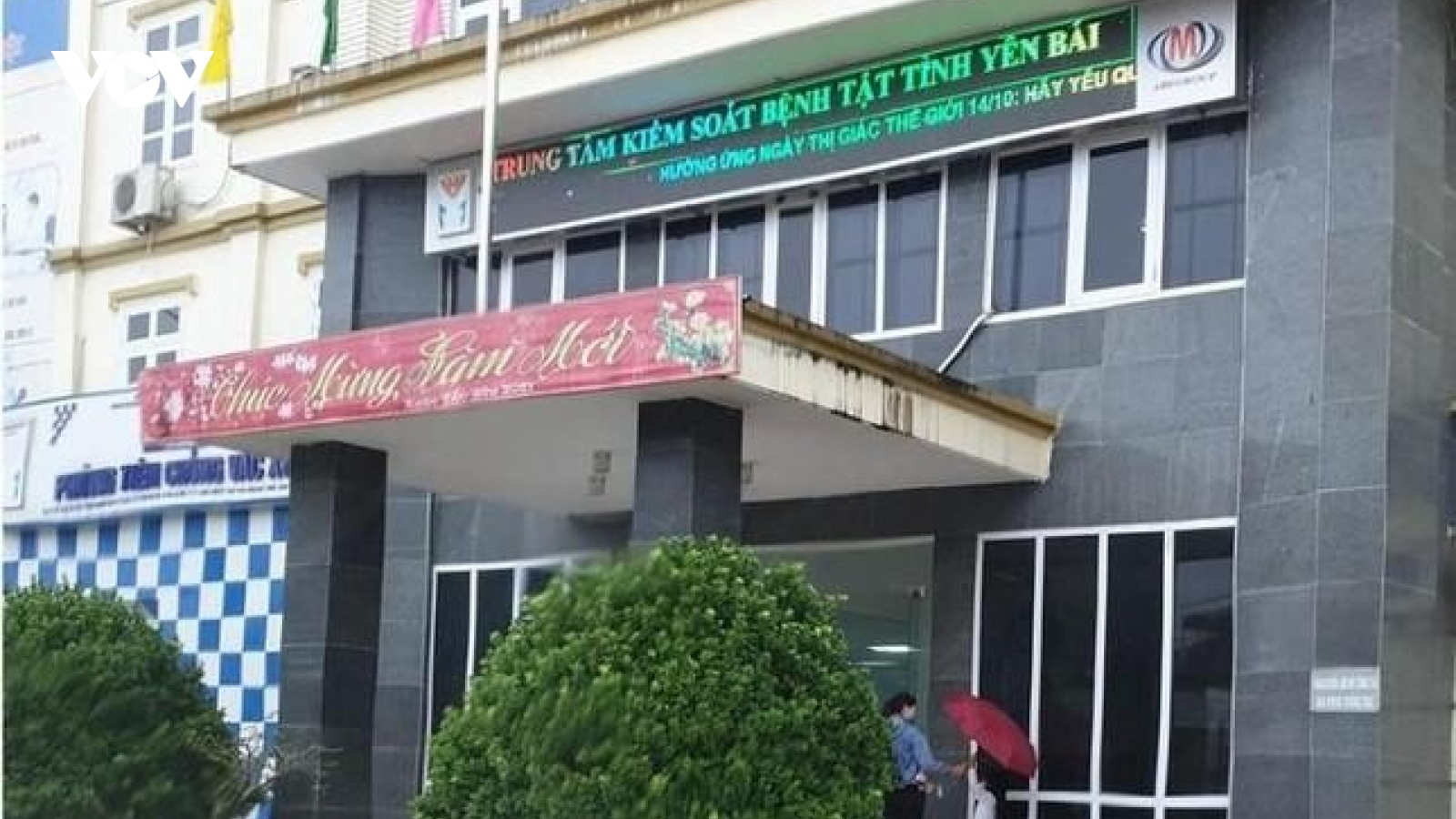 Yên Bái kỷ luật cán bộ, điều tra 6 gói thầu mua kít xét nghiệm của Việt Á