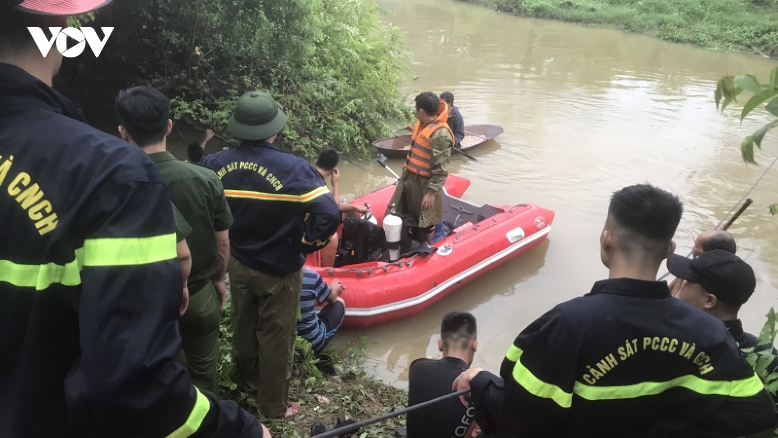 Tìm thấy thi thể nạn nhân đuối nước trên sông Hoàng Giang 