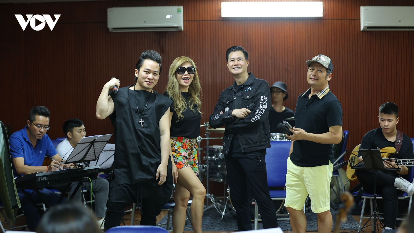 Bằng Kiều, Quang Dũng gấp rút tập luyện cho liveconcert "Trở về ngày yêu thương"