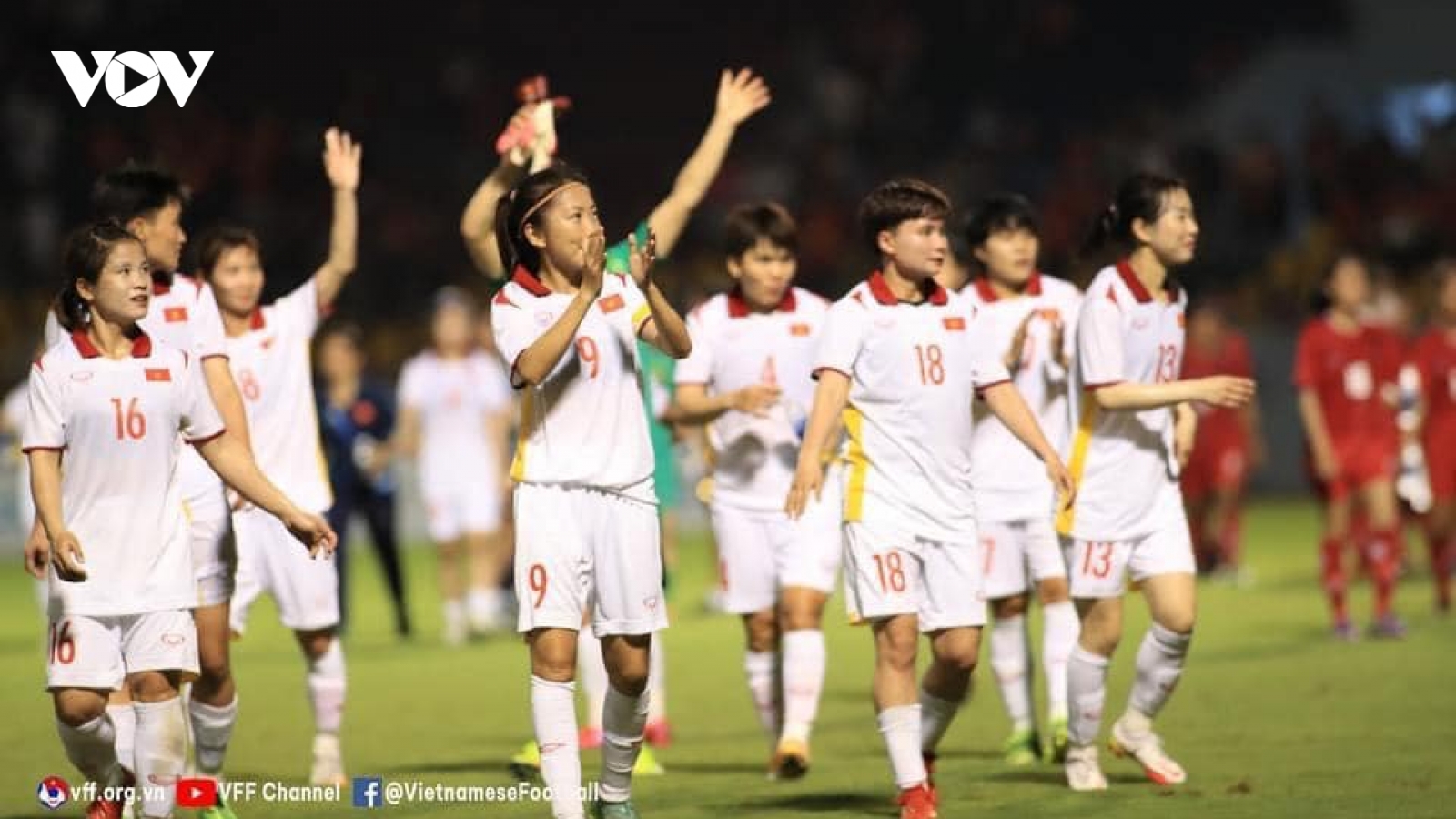Huỳnh Như xin lỗi người hâm mộ vì thất bại của ĐT nữ Việt Nam ở AFF Cup