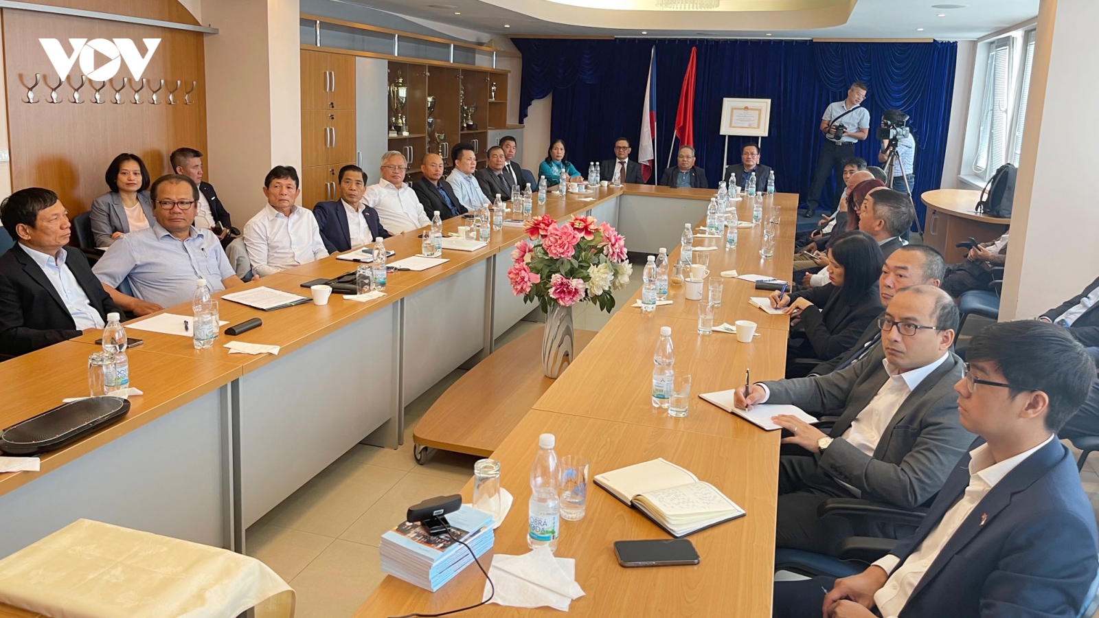 Nhiều người Việt trẻ tại Séc có nguyện vọng được trở lại quốc tịch Việt Nam