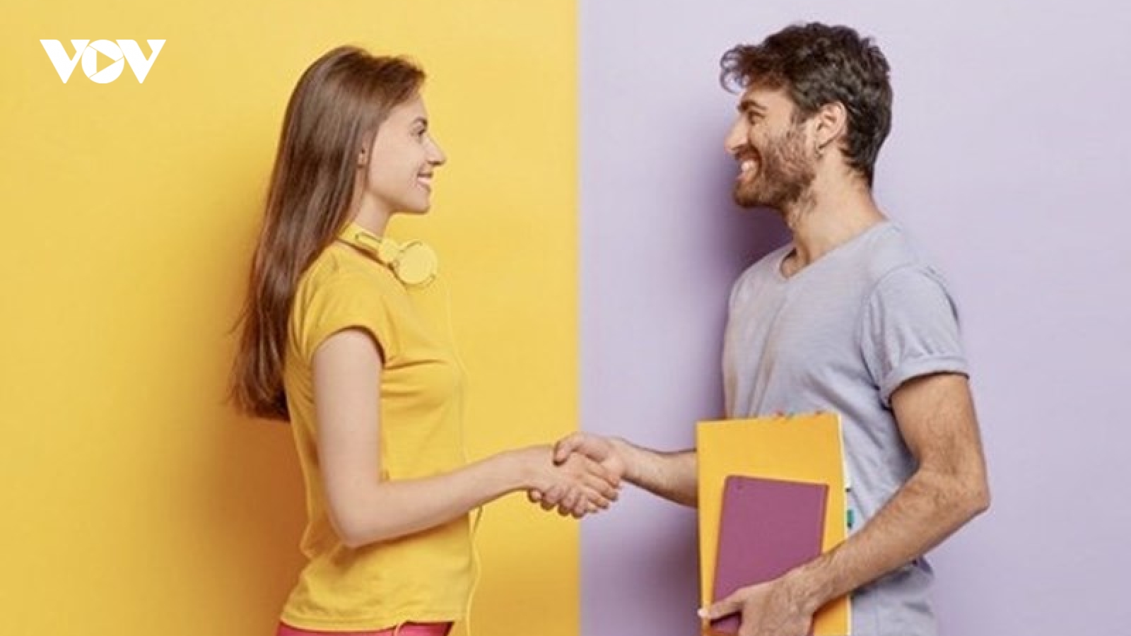 Ranh giới bất thành văn khi làm bạn với người yêu cũ