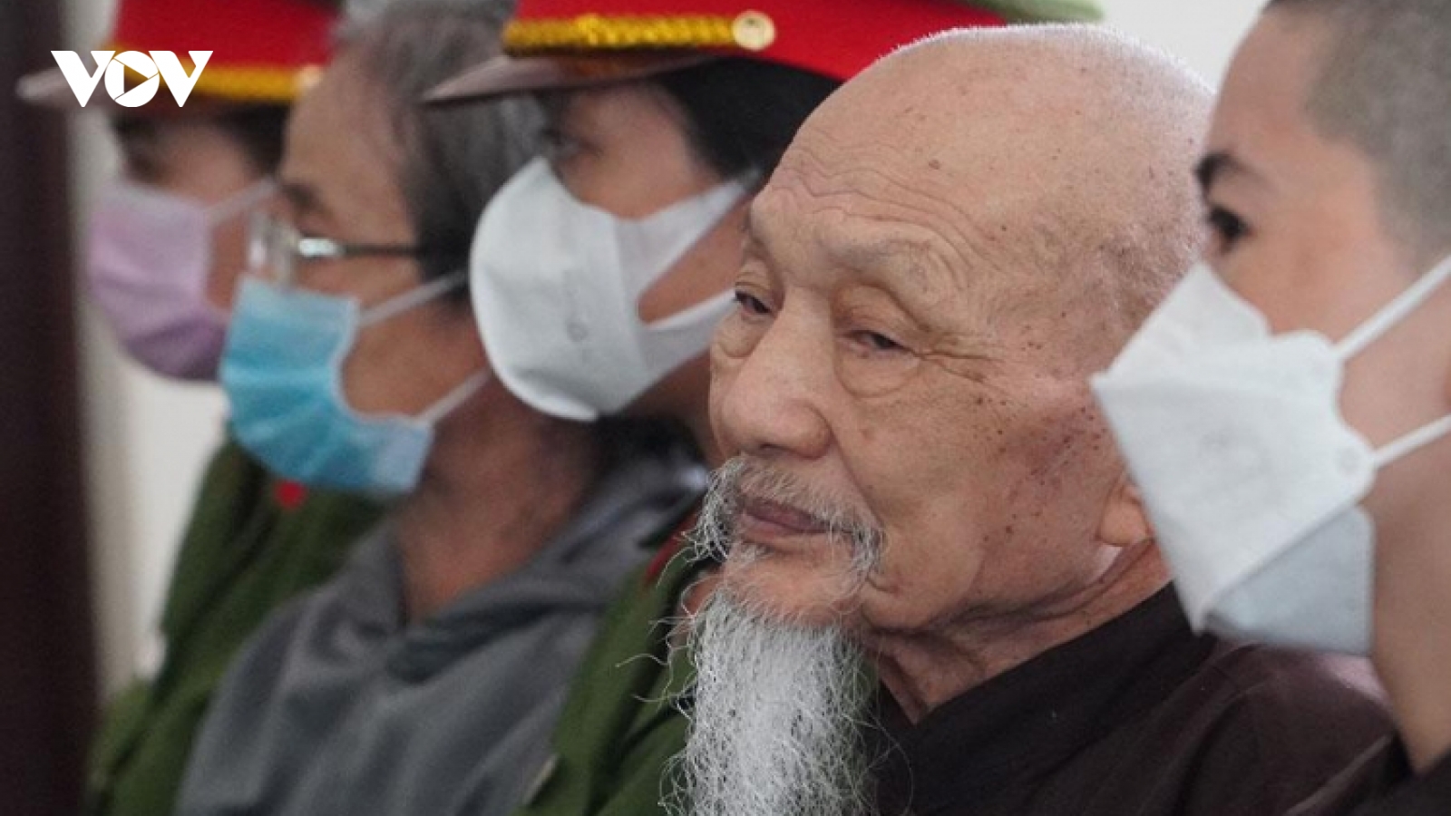Bị cáo Lê Tùng Vân đi tù khi ngoài 90 tuổi được hưởng chính sách đặc thù?