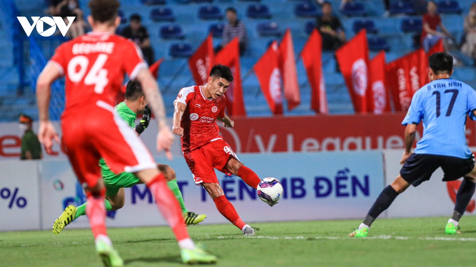 Trợ lý trọng tài trận Viettel FC 0-1 Hà Tĩnh mắc lỗi nặng, sẽ bị kỷ luật