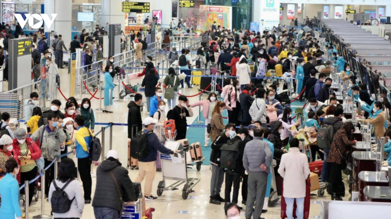 Yêu cầu dừng dịch vụ "làm nhanh" thủ tục hàng không tại sân bay