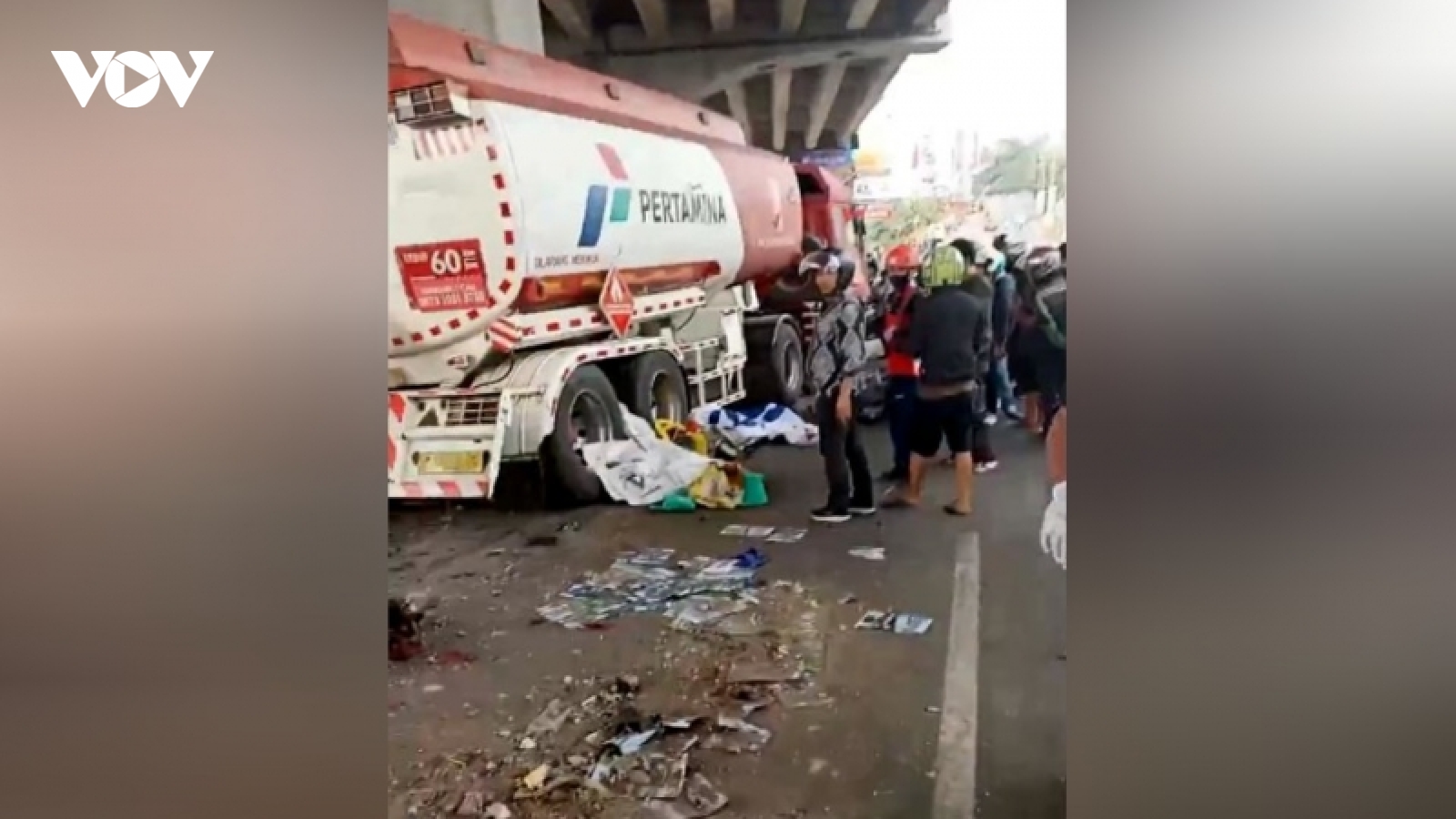 Tai nạn giao thông nghiêm trọng tại Indonesia, ít nhất 11 người tử vong