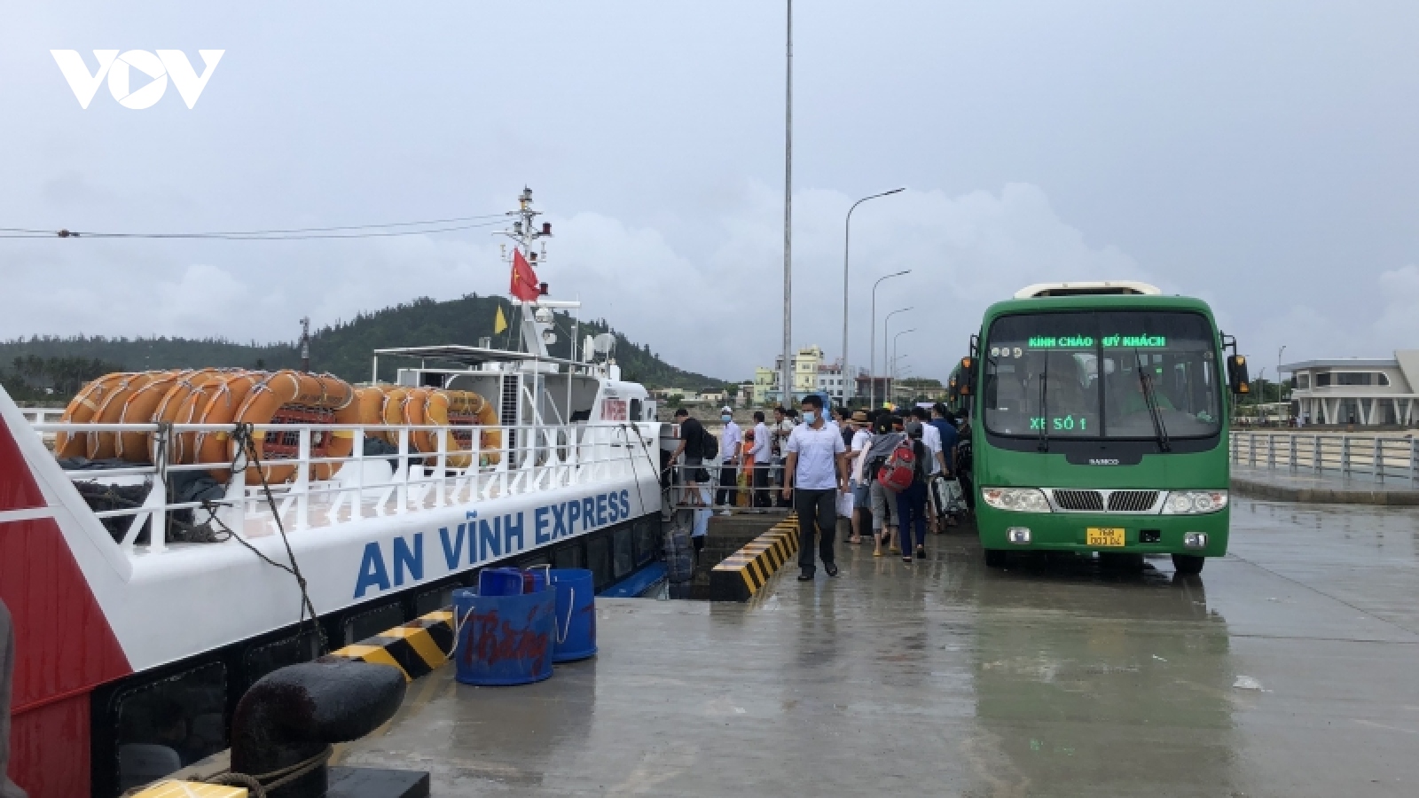 Vận hành thử nghiệm cảng Bến Đình ở Lý Sơn