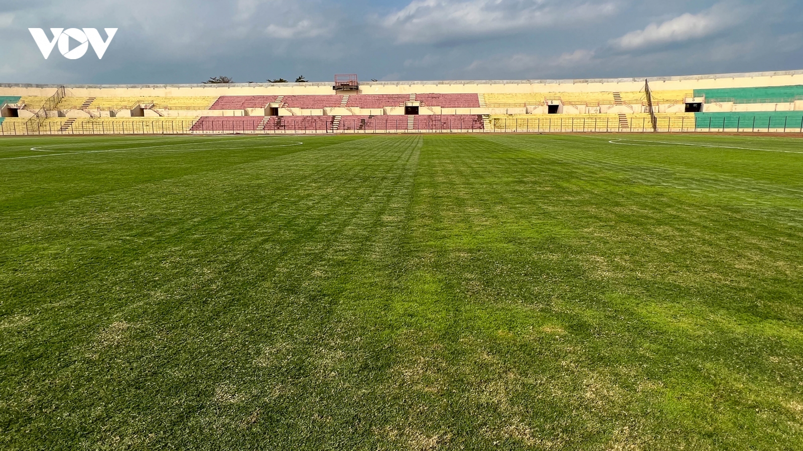 U16 Việt Nam phải thi đấu trên mặt sân xấu tại giải U16 Đông Nam Á 2022