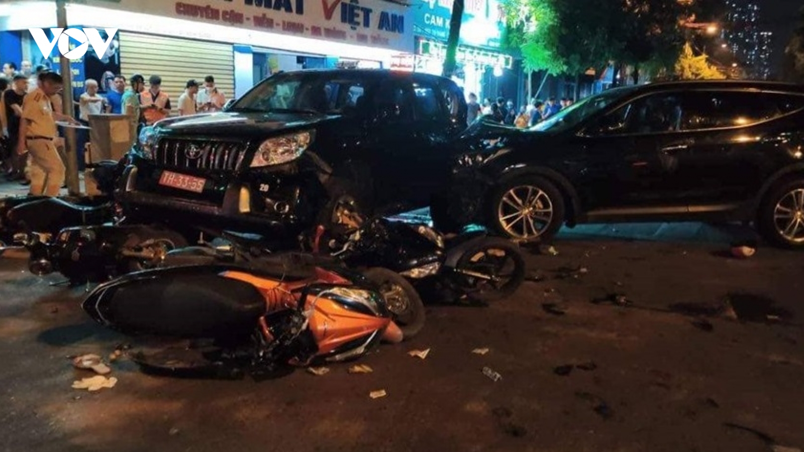 Hiện trường vụ tai nạn liên hoàn ở Hà Đông khiến 1 người tử vong