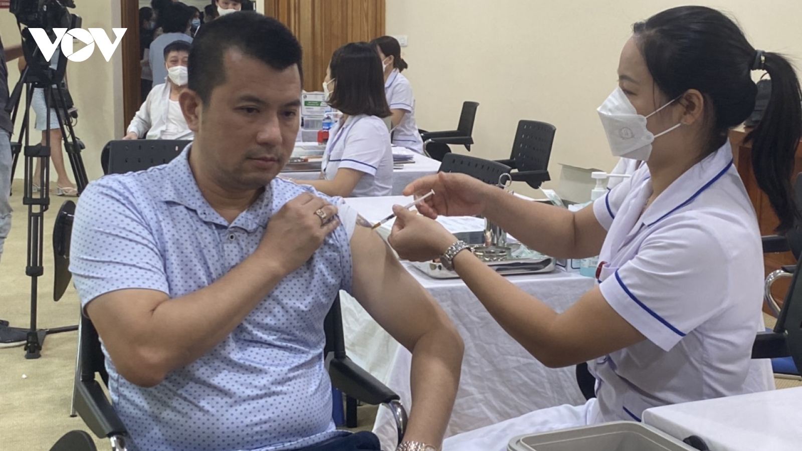 Người đã mắc COVID-19 có cần tiêm mũi vaccine nhắc lại?