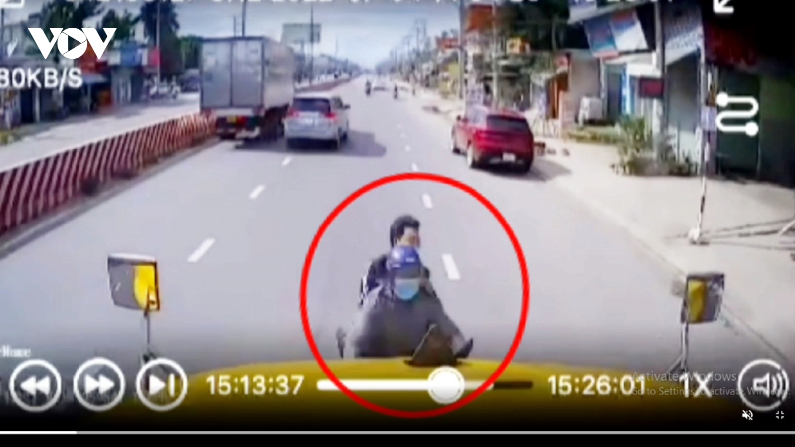 Truy tìm người lái xe ngược chiều liên quan vụ tai nạn ở Bình Dương