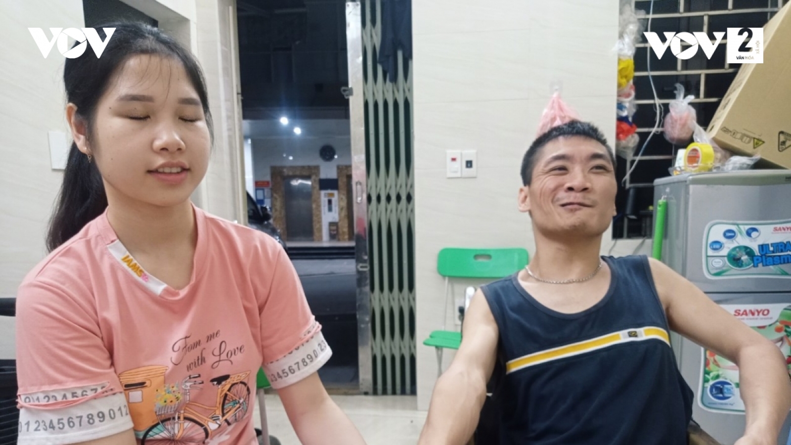 "Tổ chim cúc cu" của chàng trai bại não và cô gái khiếm thị