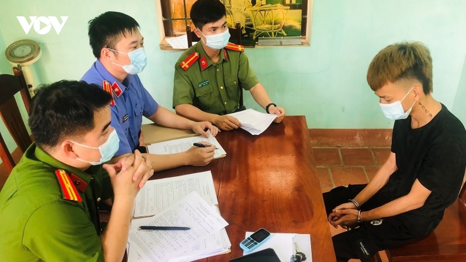 Bán tài khoản ngân hàng rồi chiếm đoạt hơn 200 triệu đồng