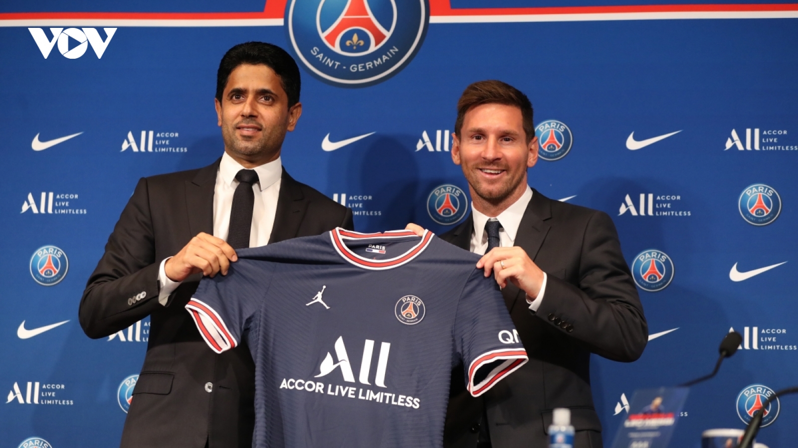 Ngày này năm xưa: Messi chính thức ra mắt PSG