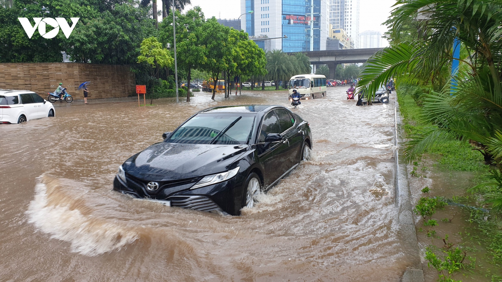 Tại sao khu vực tòa nhà Keangnam trở thành "điểm đen" ngập úng ở Hà Nội?