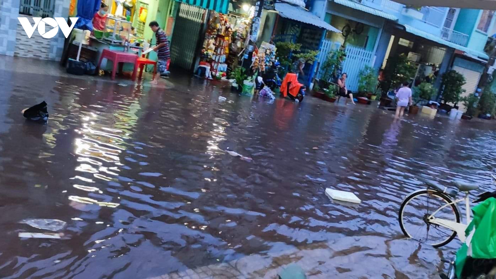 Mưa to kéo dài gây ngập úng trên diện rộng ở Tiền Giang