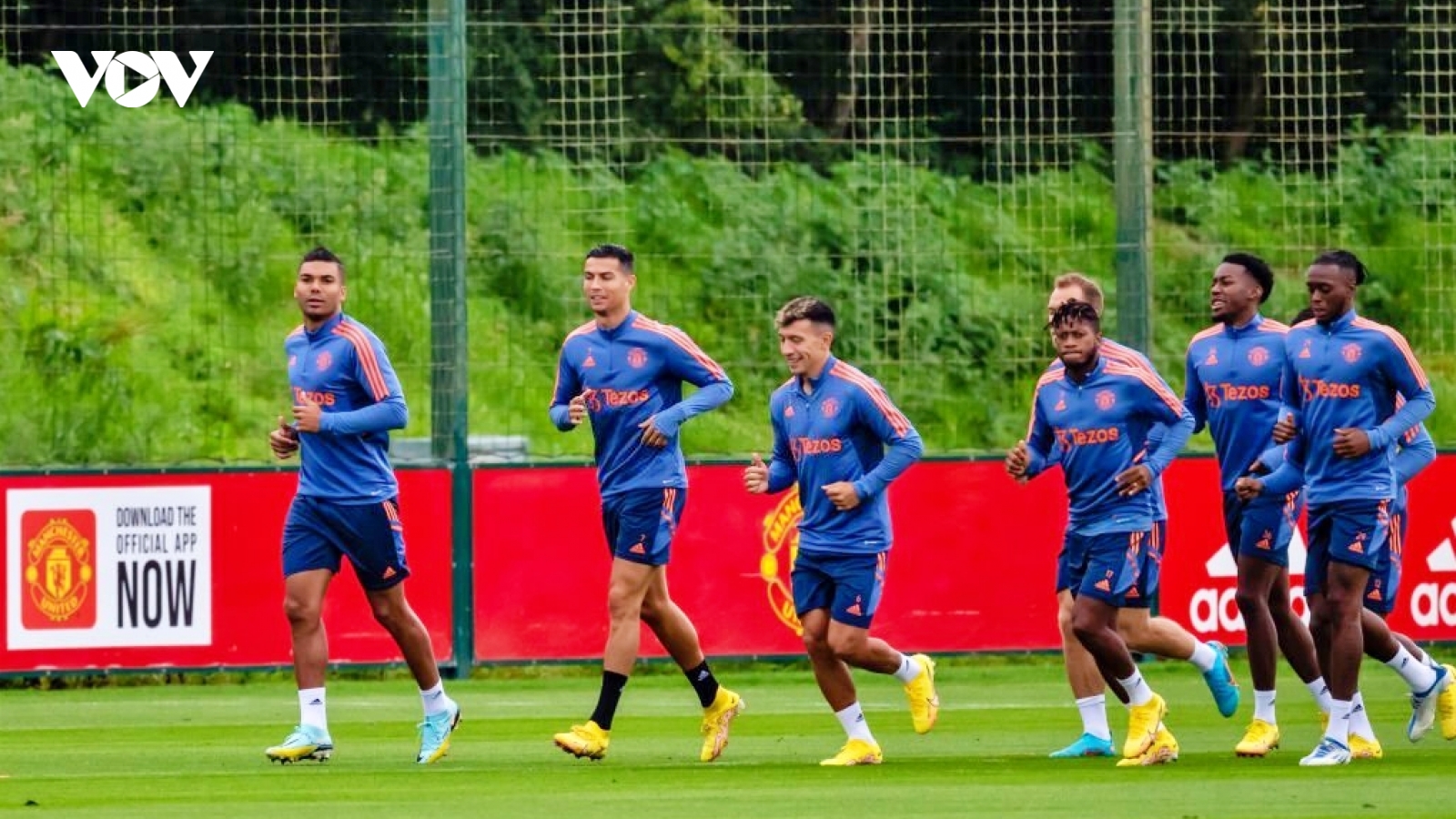 Casemiro ca ngợi Ronaldo, nóng lòng được ra sân cho MU