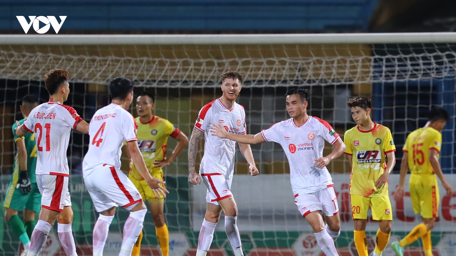HLV Bae Ji Won chỉ ra bước ngoặt giúp Viettel FC thắng Thanh Hoá