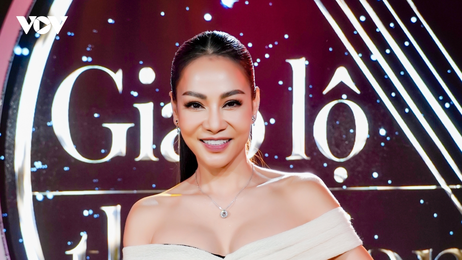 Thu Minh bị áp lực với danh xưng "chị đại" showbiz