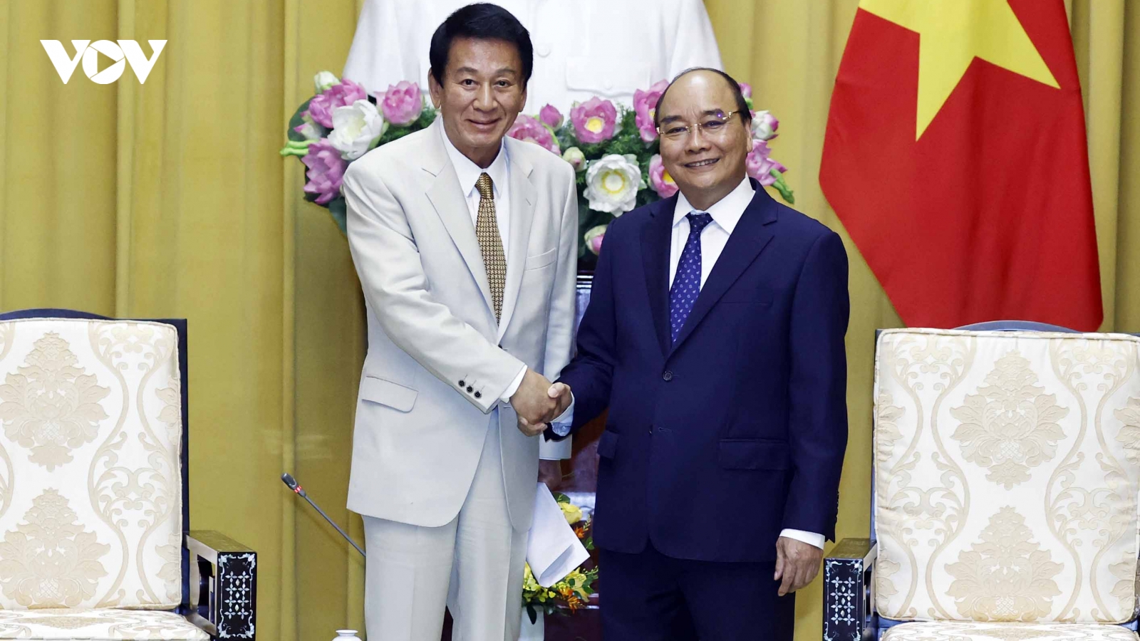 Chủ tịch nước Nguyễn Xuân Phúc tiếp cựu Đại sứ đặc biệt Việt Nam – Nhật Bản