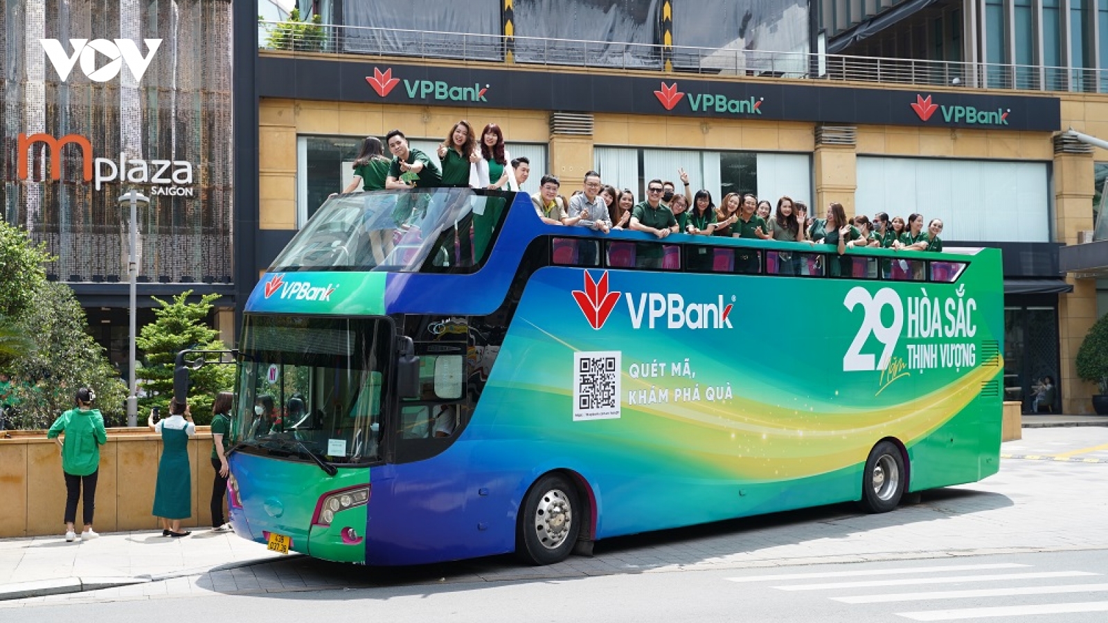 VPBank khởi động lễ hội mừng sinh nhật bằng chuyến xe “Thịnh Vượng”