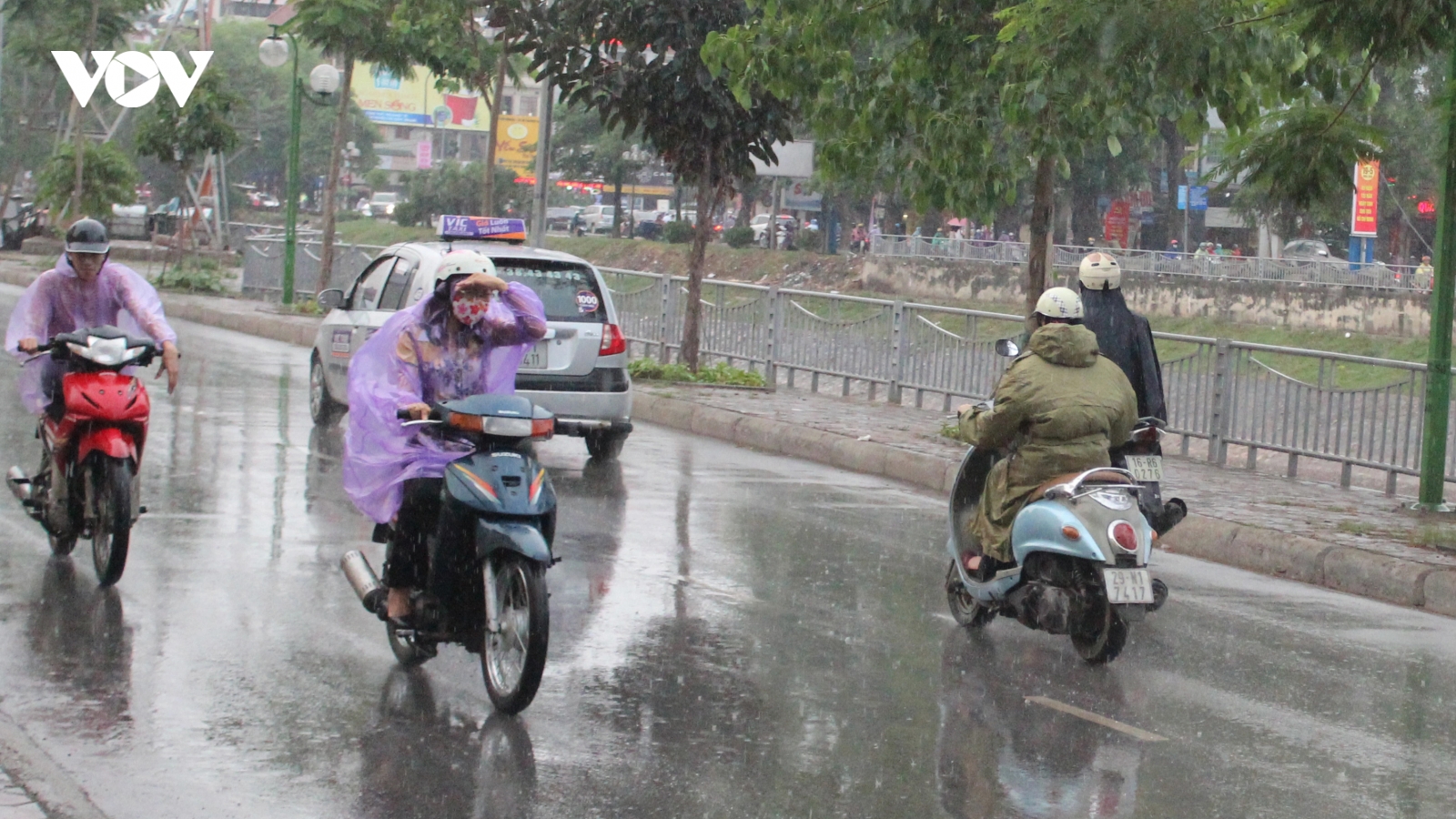 Áp thấp nhiệt đới từ bão số 2 suy yếu: Bắc bộ có mưa to, gió giật mạnh