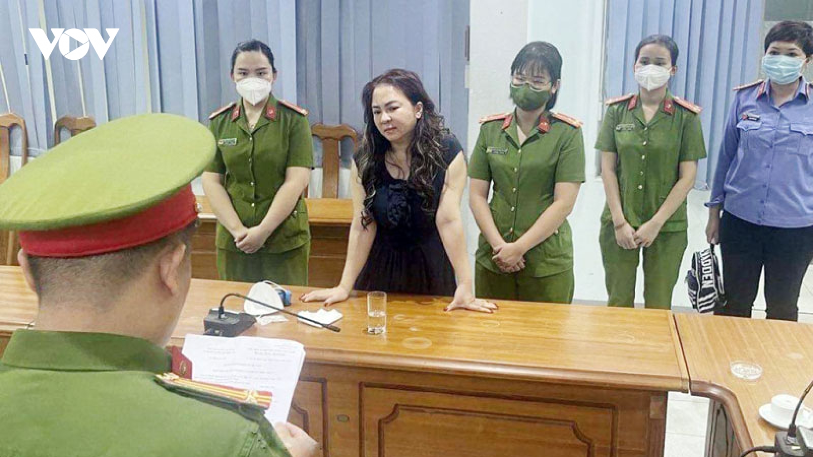 Nóng 24h: Nguyễn Phương Hằng “nằm mơ” về thông tin người khác để xúc phạm