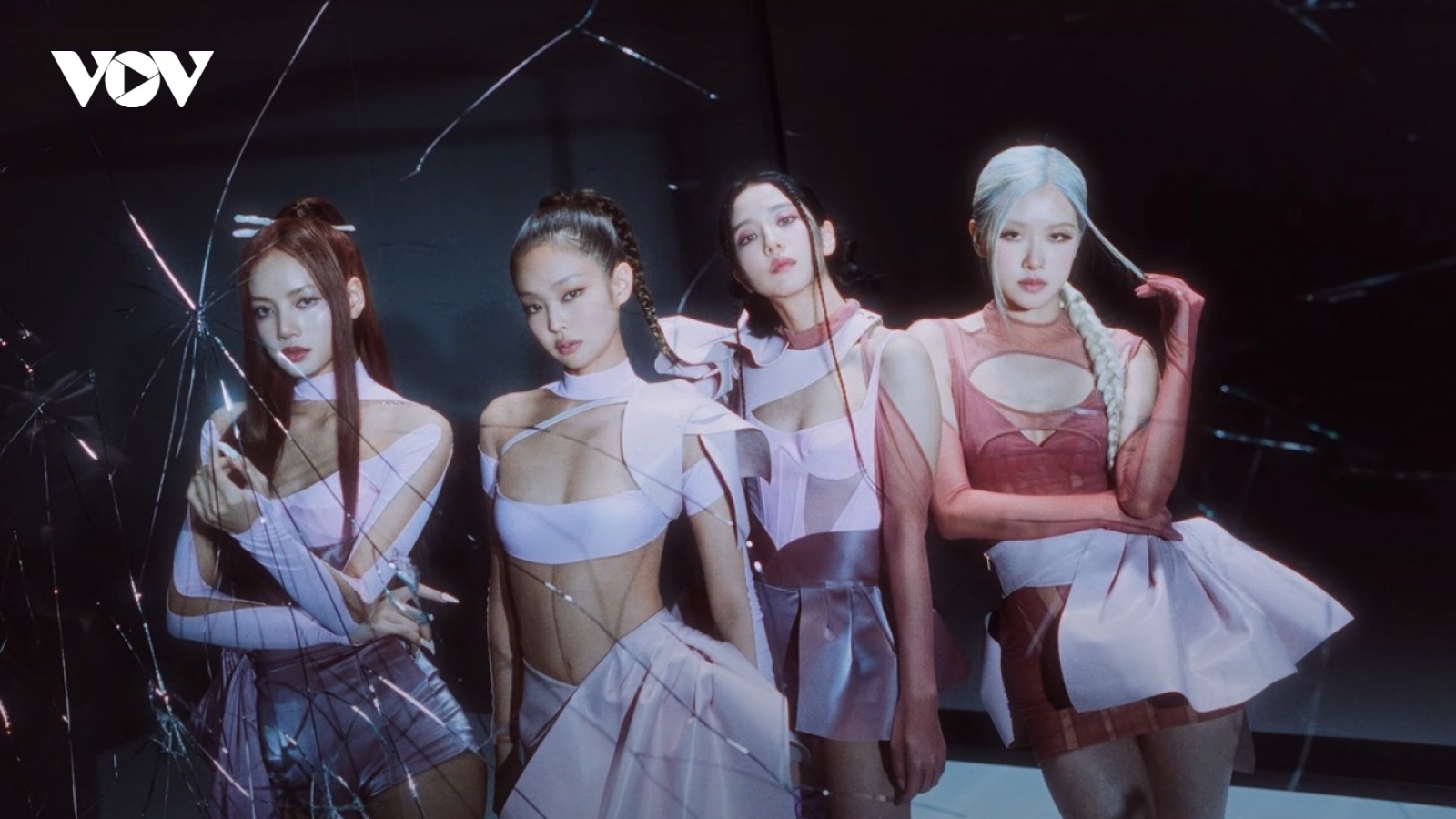 BLACKPINK bước vào kỷ nguyên chinh phục thế giới với bản hit "Pink Venom"
