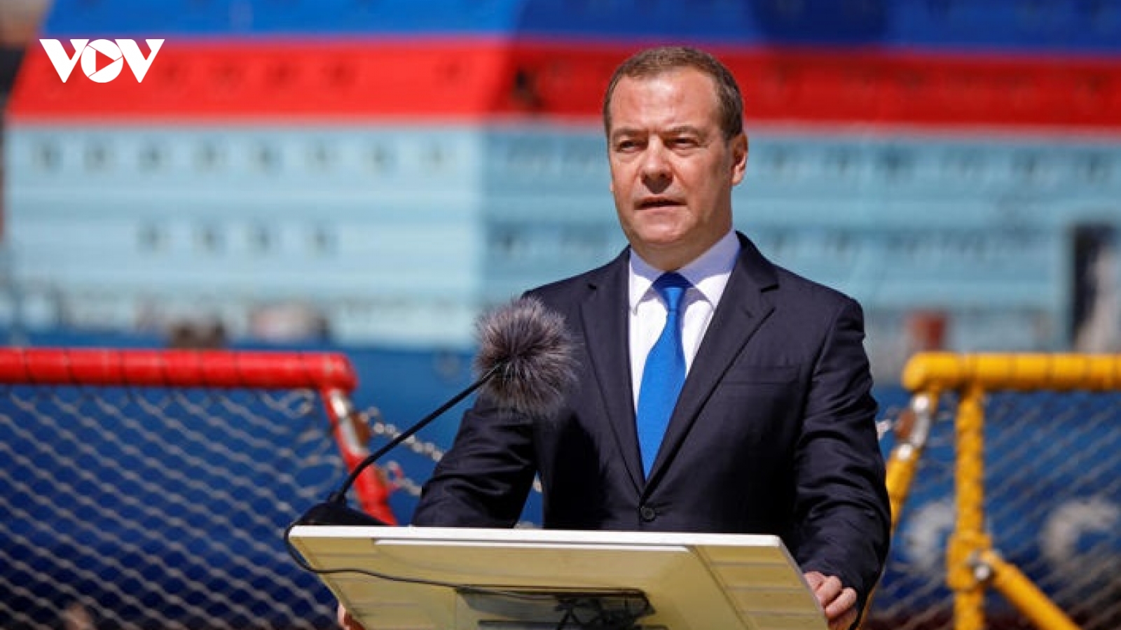 Ông Medvedev: Nga không thể dừng cuộc chiến dù Ukraine từ bỏ ý định vào NATO