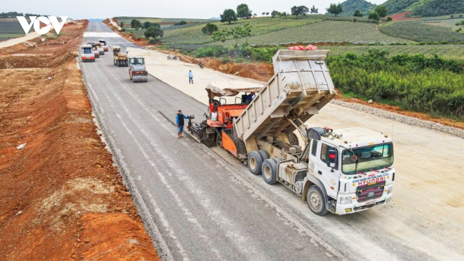 Bộ trưởng Nguyễn Văn Thể: “Phải thông xe 4 tuyến cao tốc Bắc-Nam vào cuối năm”