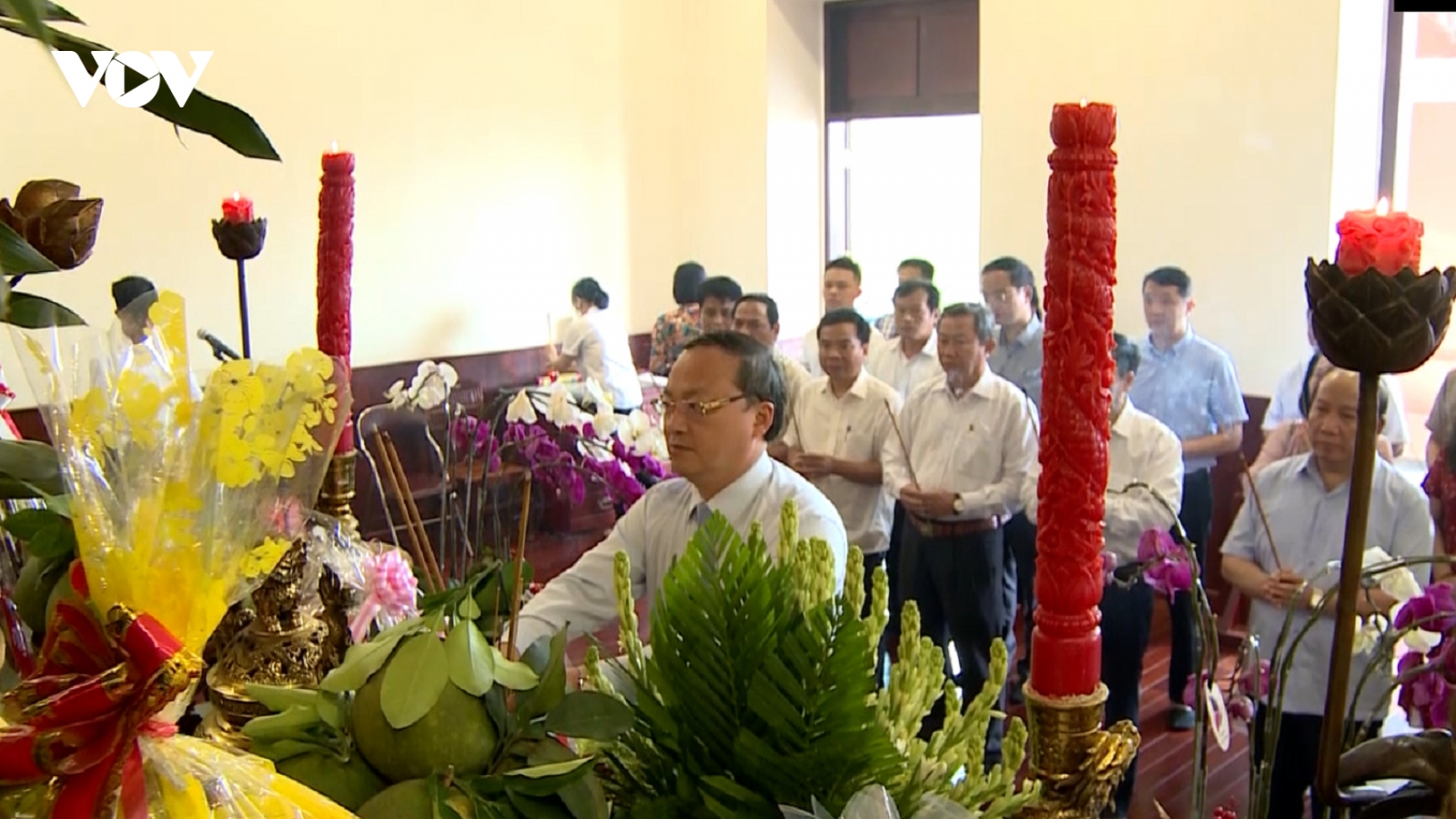 Đoàn đại biểu VOV dâng hương tưởng nhớ Chủ tịch Hồ Chí Minh