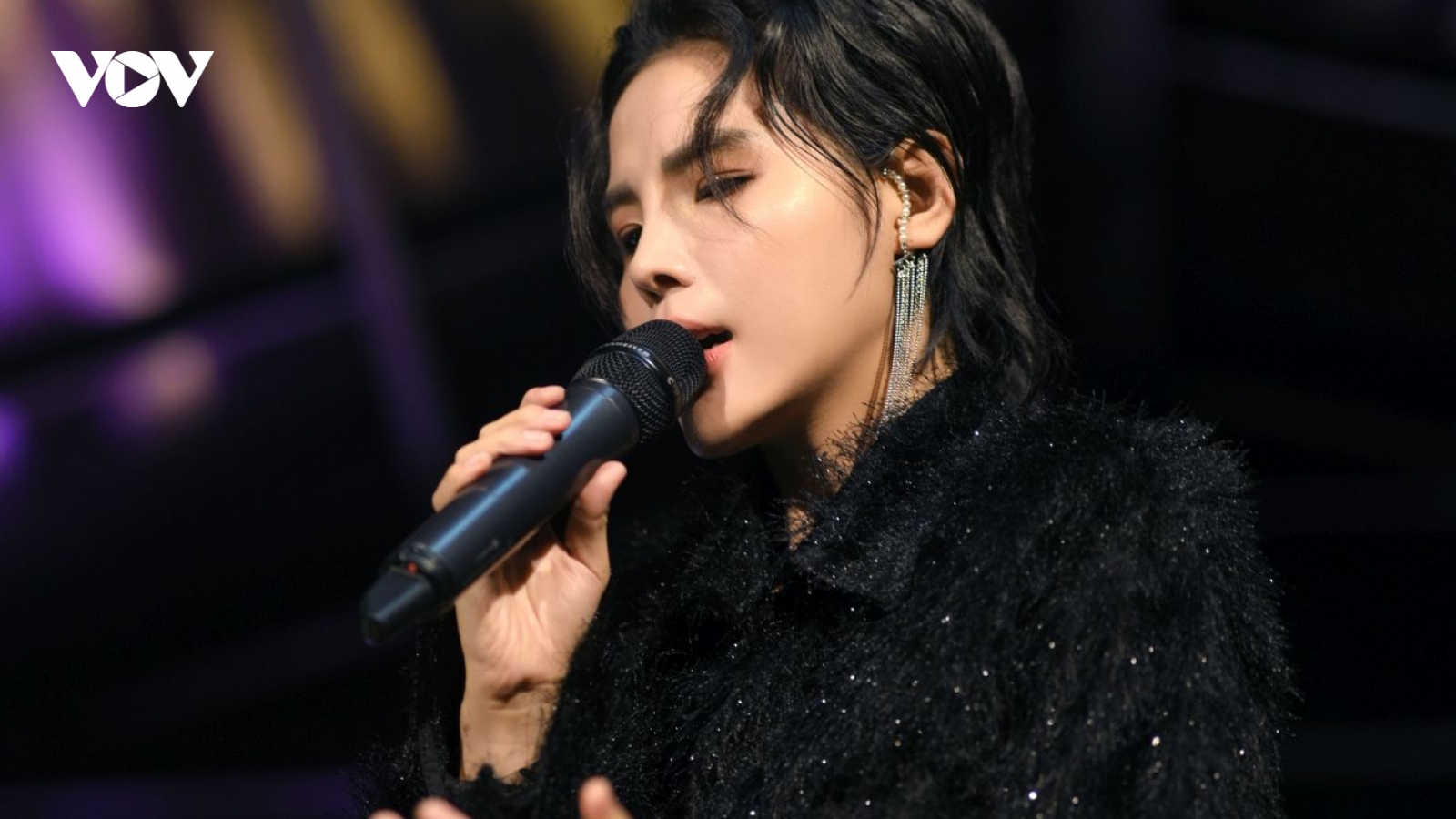 Vũ Cát Tường "nhá hàng" 2 ca khúc mới, úp mở về concert cuối năm