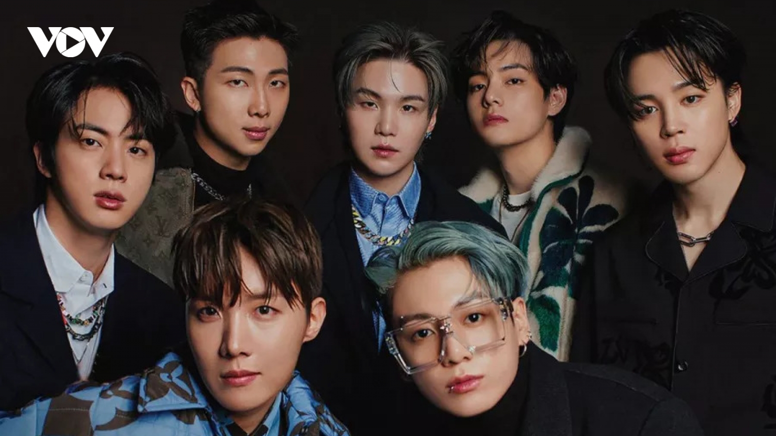 Vượt qua Justin Bieber, BTS là nghệ sĩ được xem nhiều nhất trên YouTube