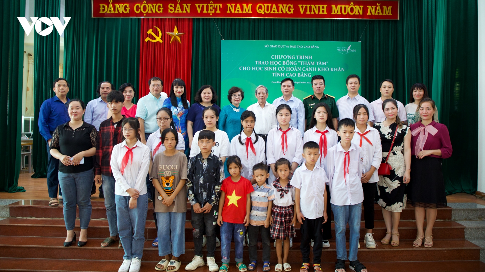 Gia đình nhà thơ Thâm Tâm lập quỹ học bổng trao tặng học sinh giỏi Ngữ văn